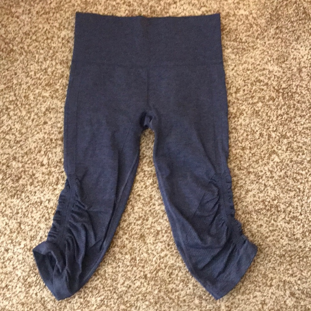 Lululemon crops